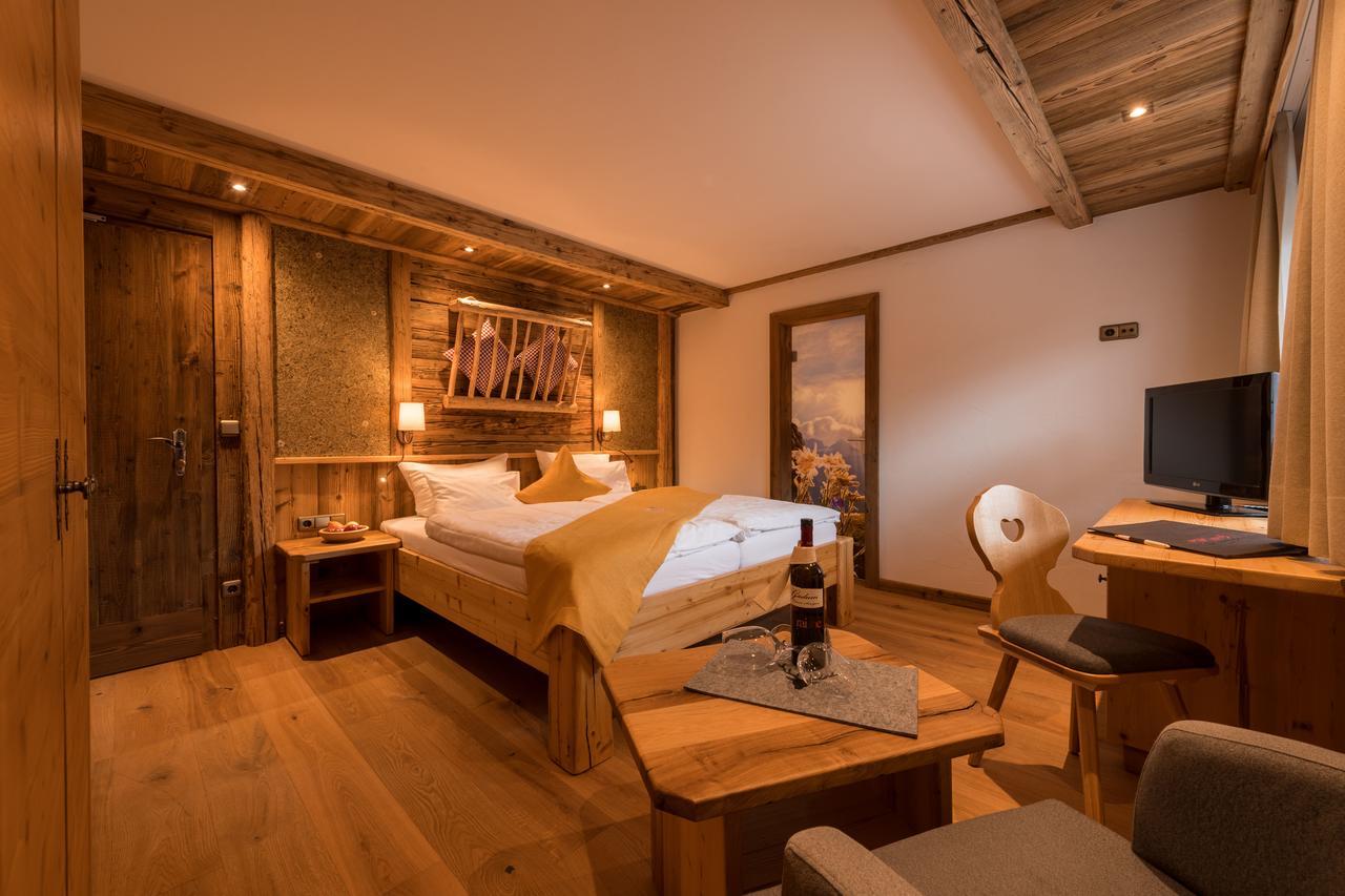 Groebl-alm Hotel